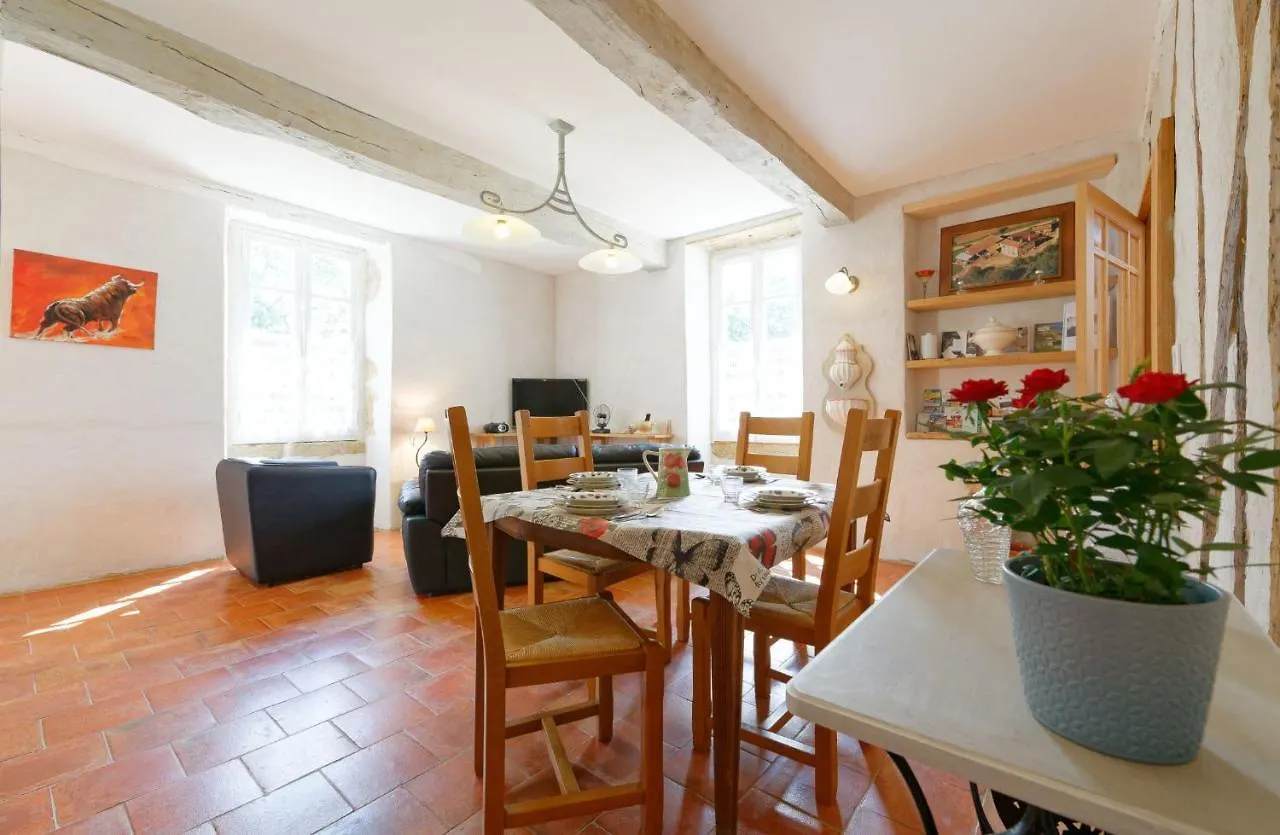 Holiday home Le Guitou Villa Monlezun France