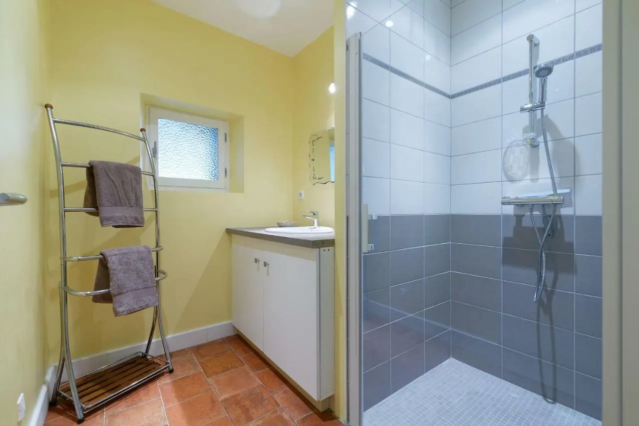 Le Guitou Villa Monlezun Holiday home